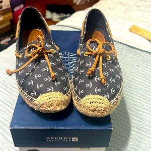 Sperry top-sider nautical anchor shoes